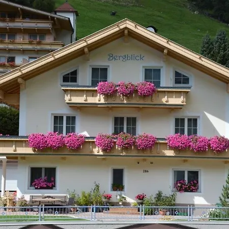 Haus Bergblick Appartement *